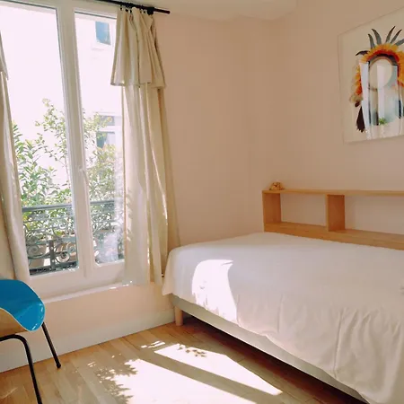 Lucien Hotel 2*