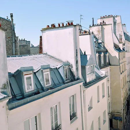 Lucien Hotel