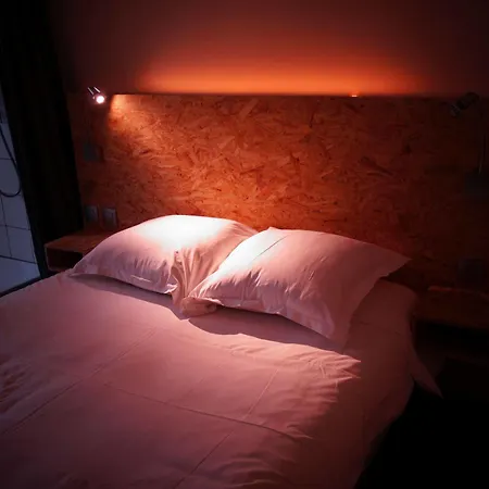 Lucien Hotel 2*